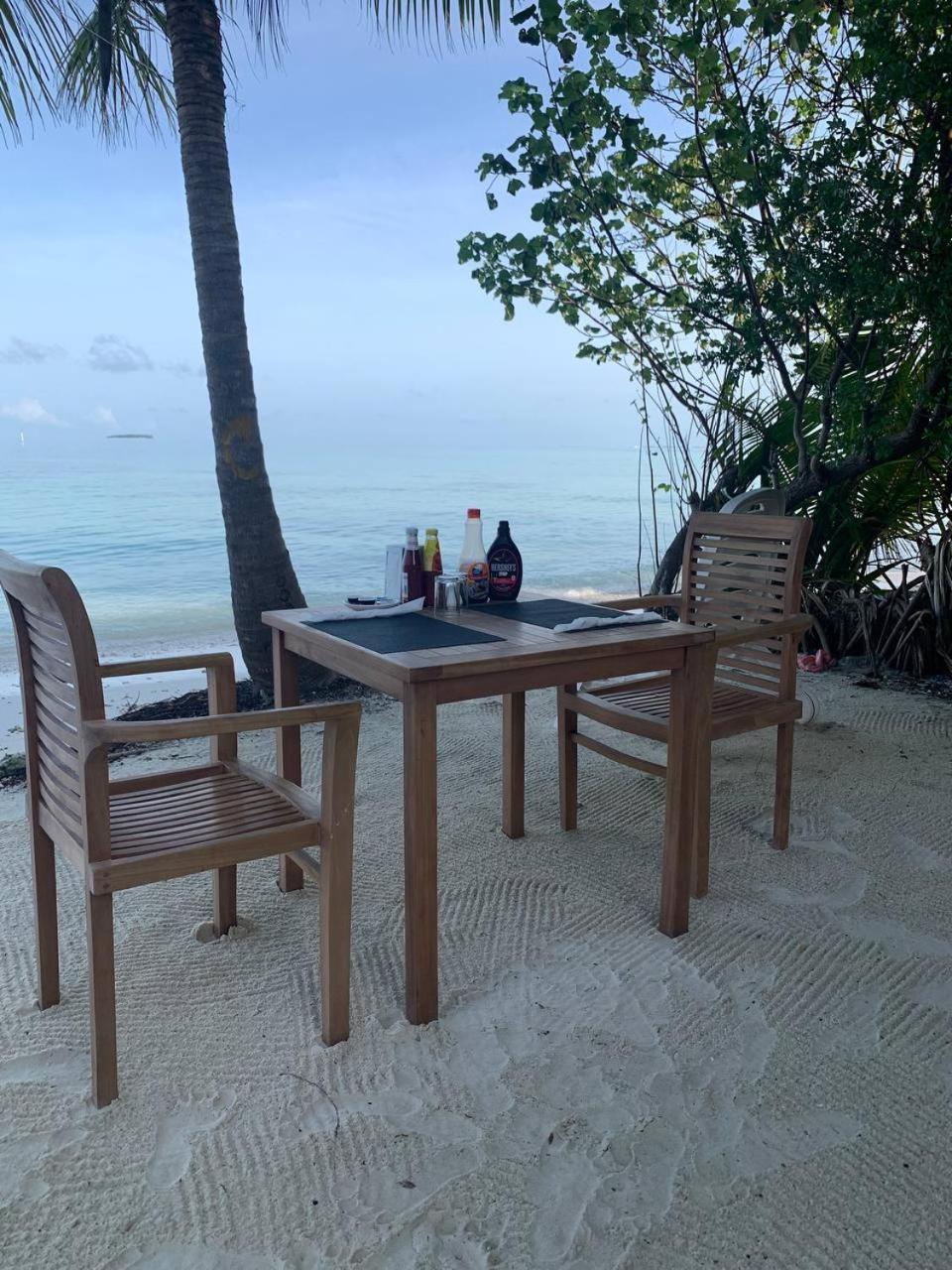 The Sunset Villa Dhiffushi Exterior photo